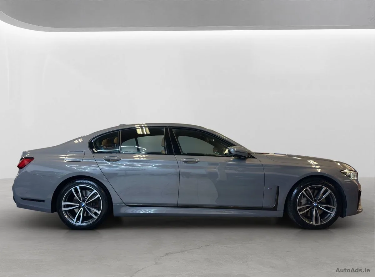 2021 BMW 7-Series – photo 3