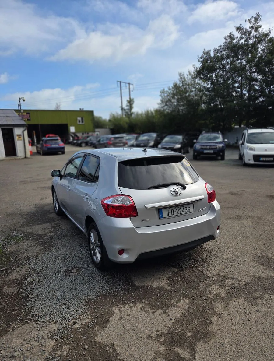 2011 Toyota Auris – photo 11