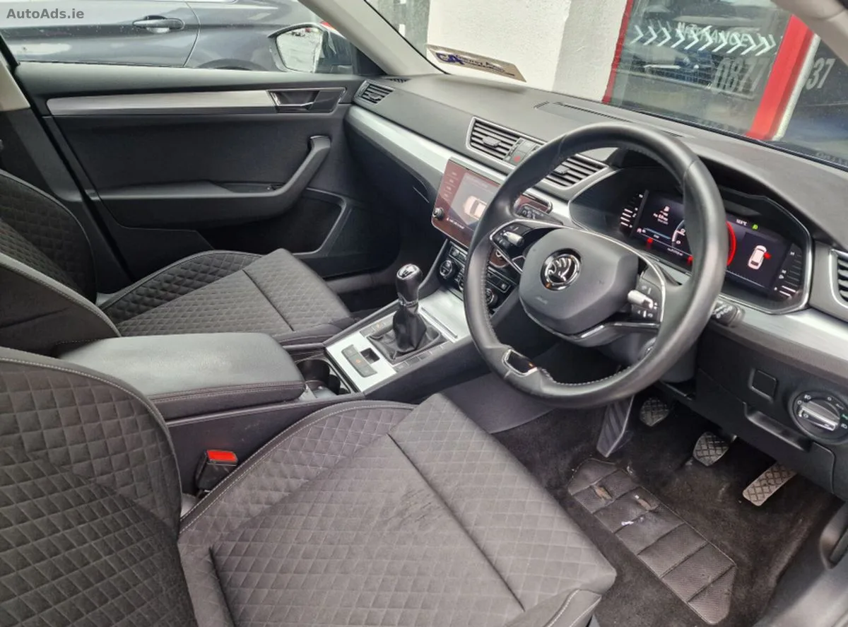 2022 Skoda Superb – photo 15