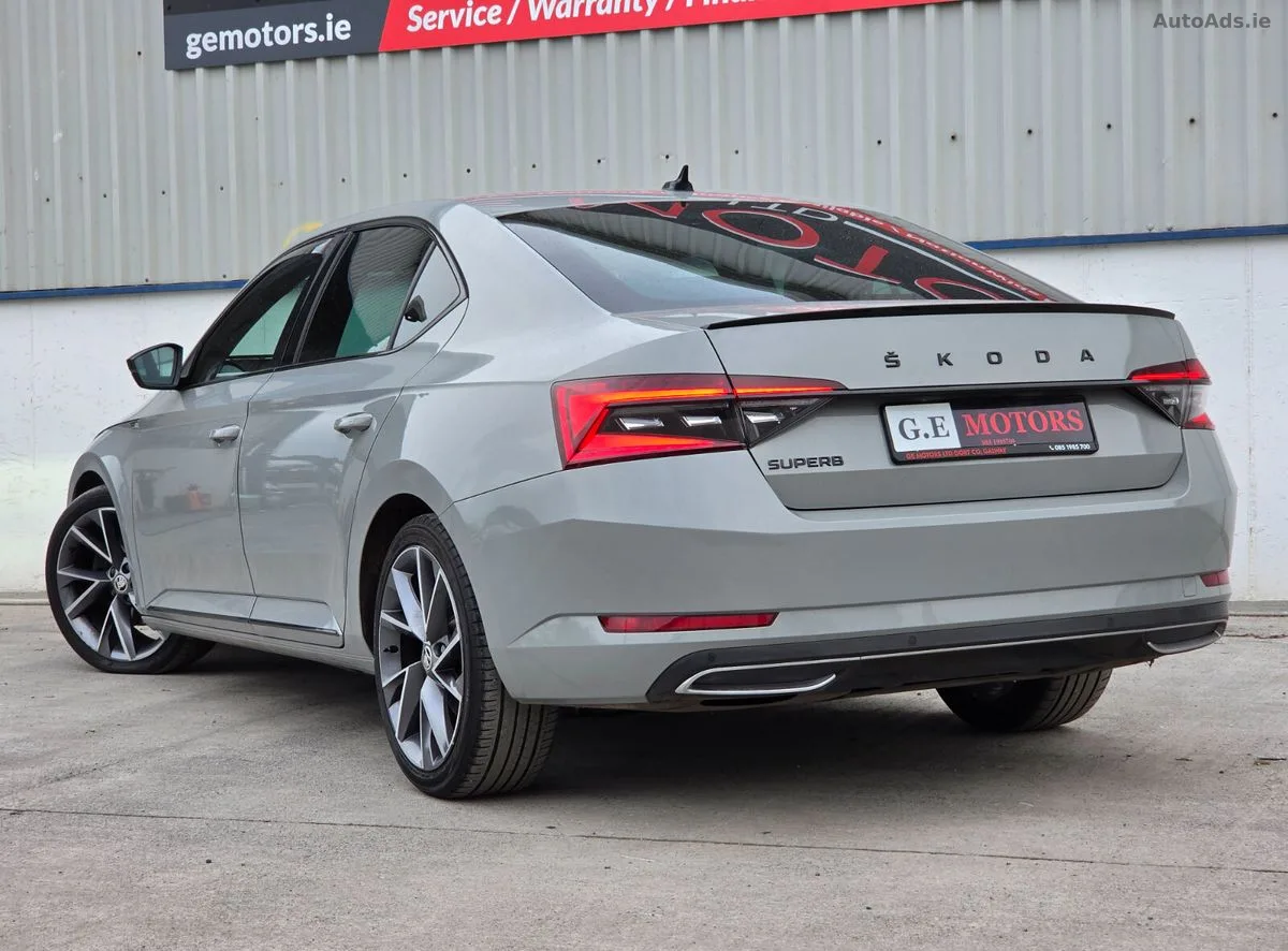 2022 Skoda Superb – photo 10