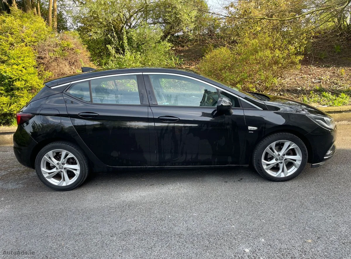2017 Opel Astra – photo 2