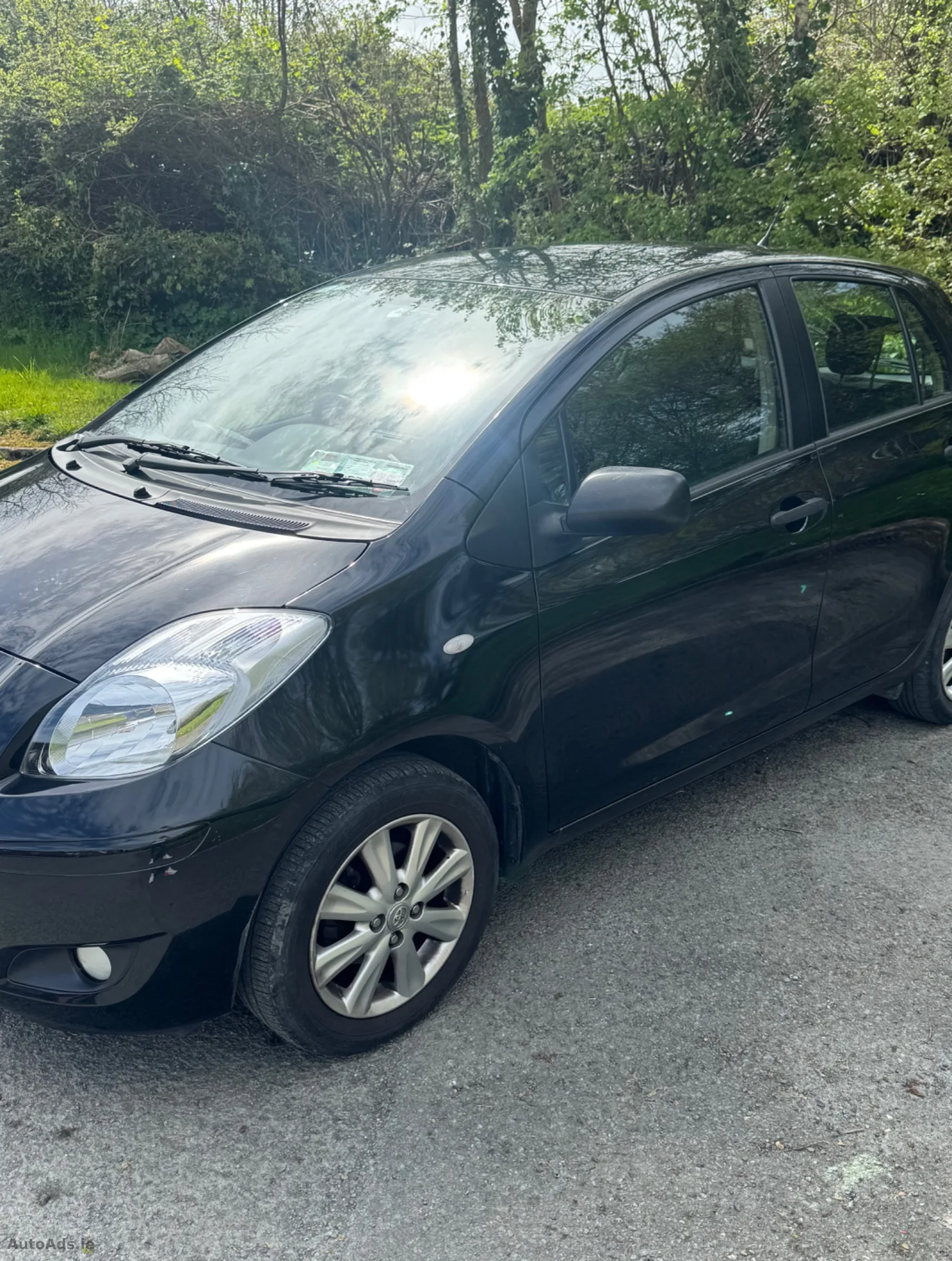 2011 Toyota Yaris – photo 3