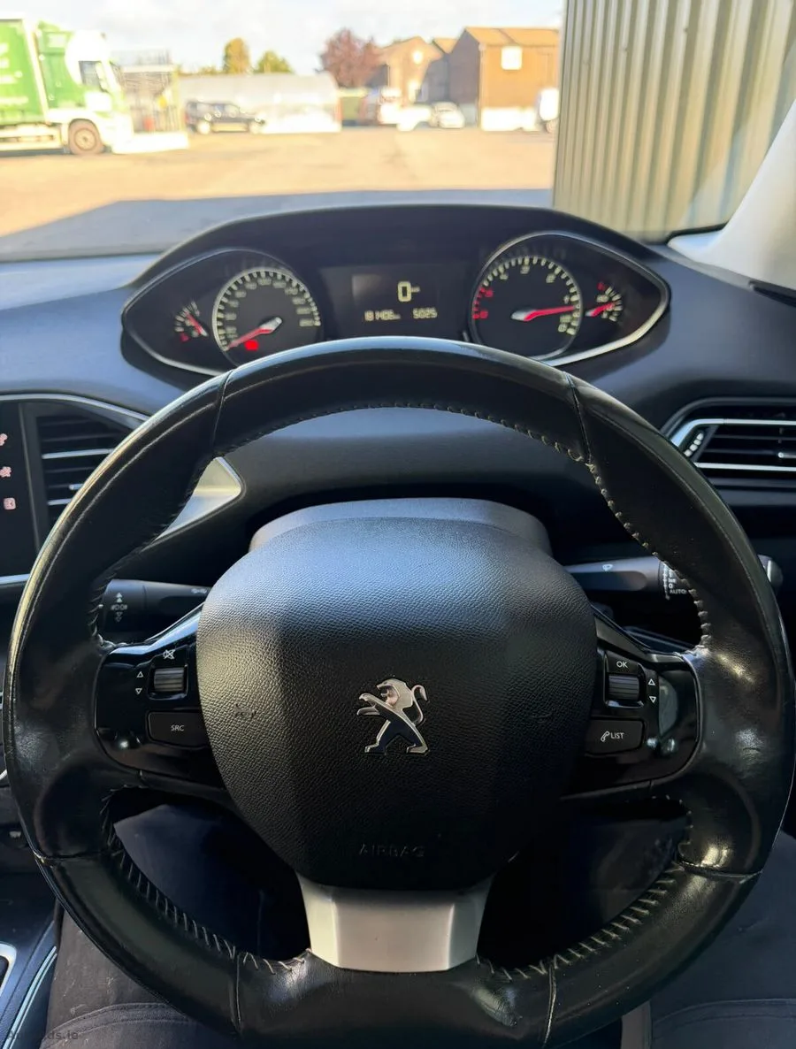 2014 Peugeot 308 – photo 11