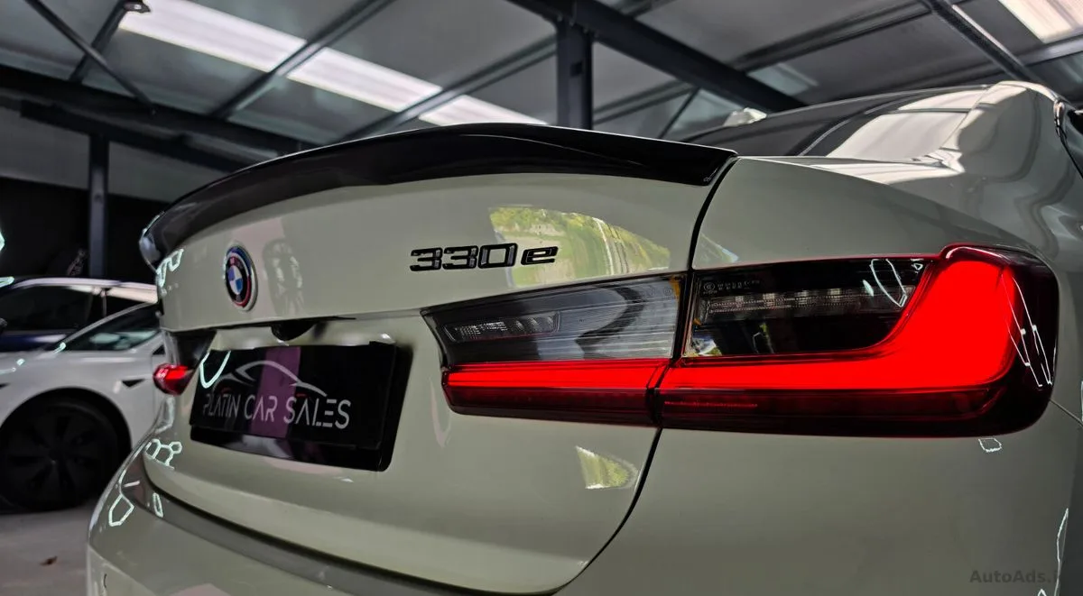 2024 BMW 3-Series – photo 11