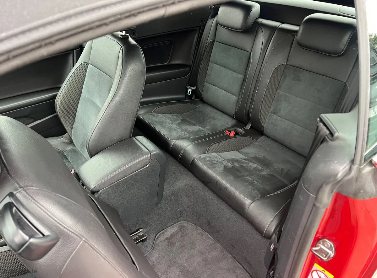 2011 Volkswagen Golf – photo 9