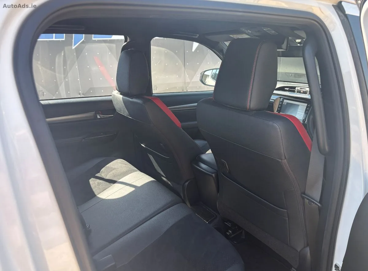 2024 Toyota Hilux – photo 9