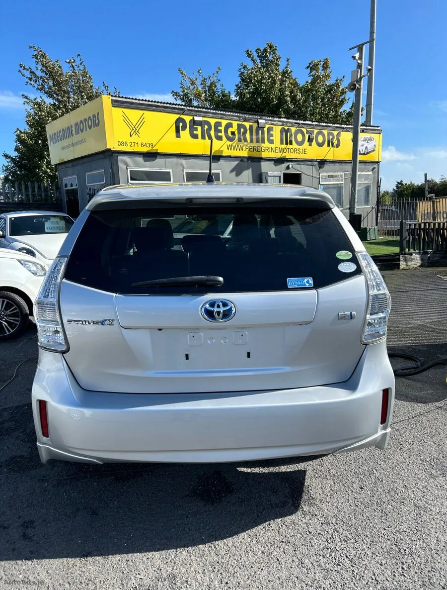 2014 Toyota Prius – photo 4