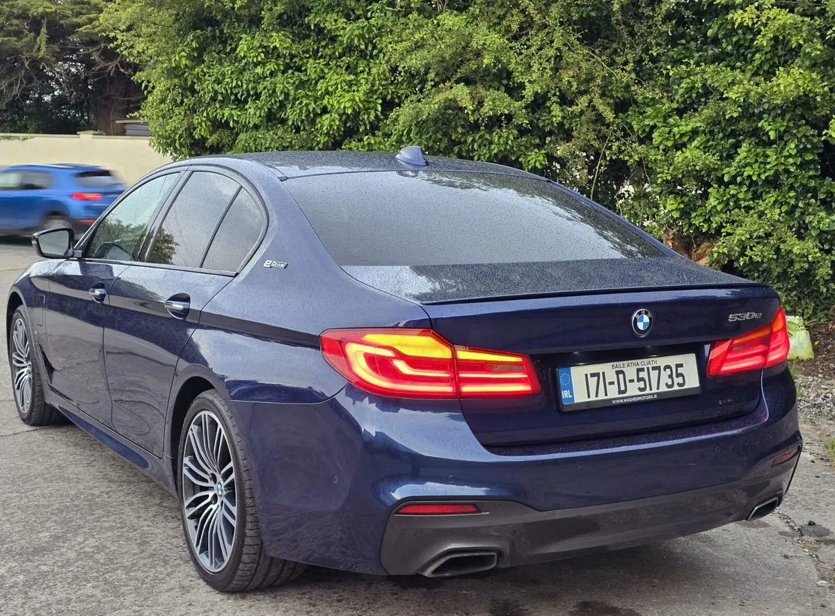 2017 BMW 5-Series – photo 6