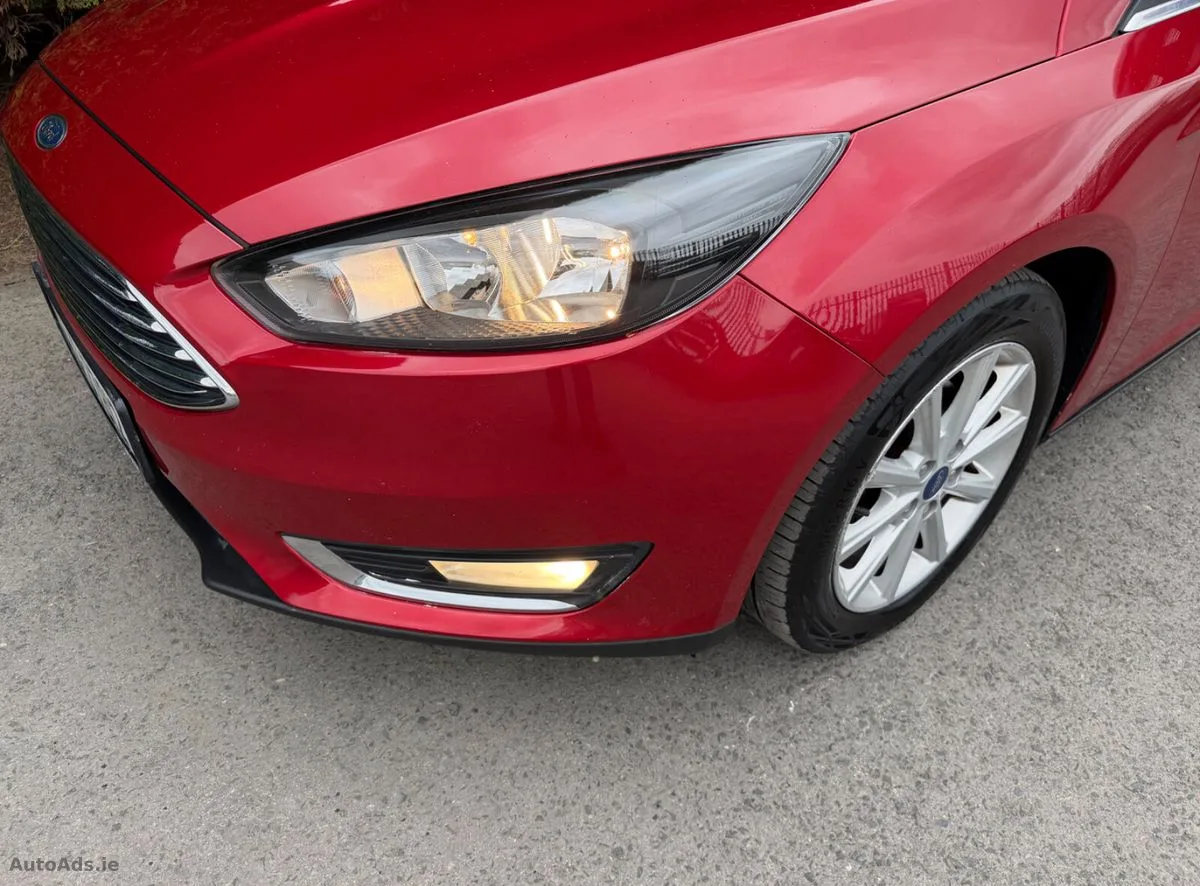 2016 Ford Focus – photo 10