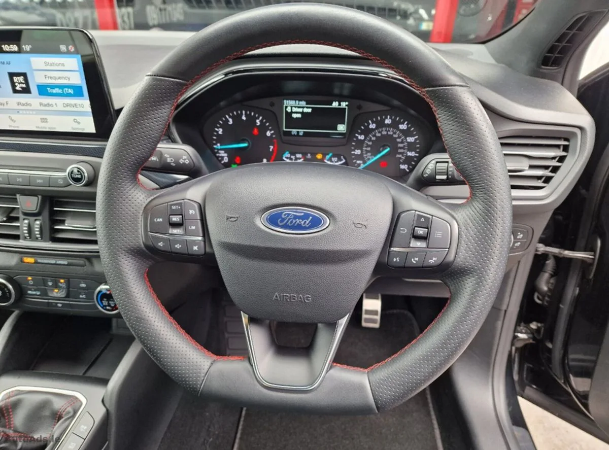 2019 Ford Focus – photo 16