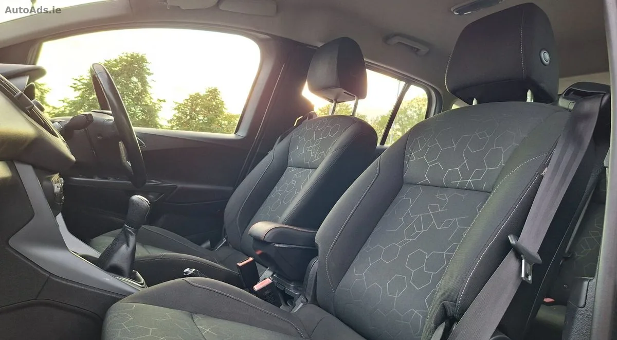 2015 Ford B-Max – photo 16
