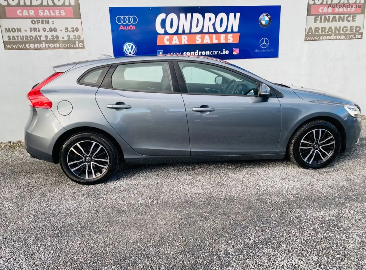 2019 Volvo V40 – photo 3