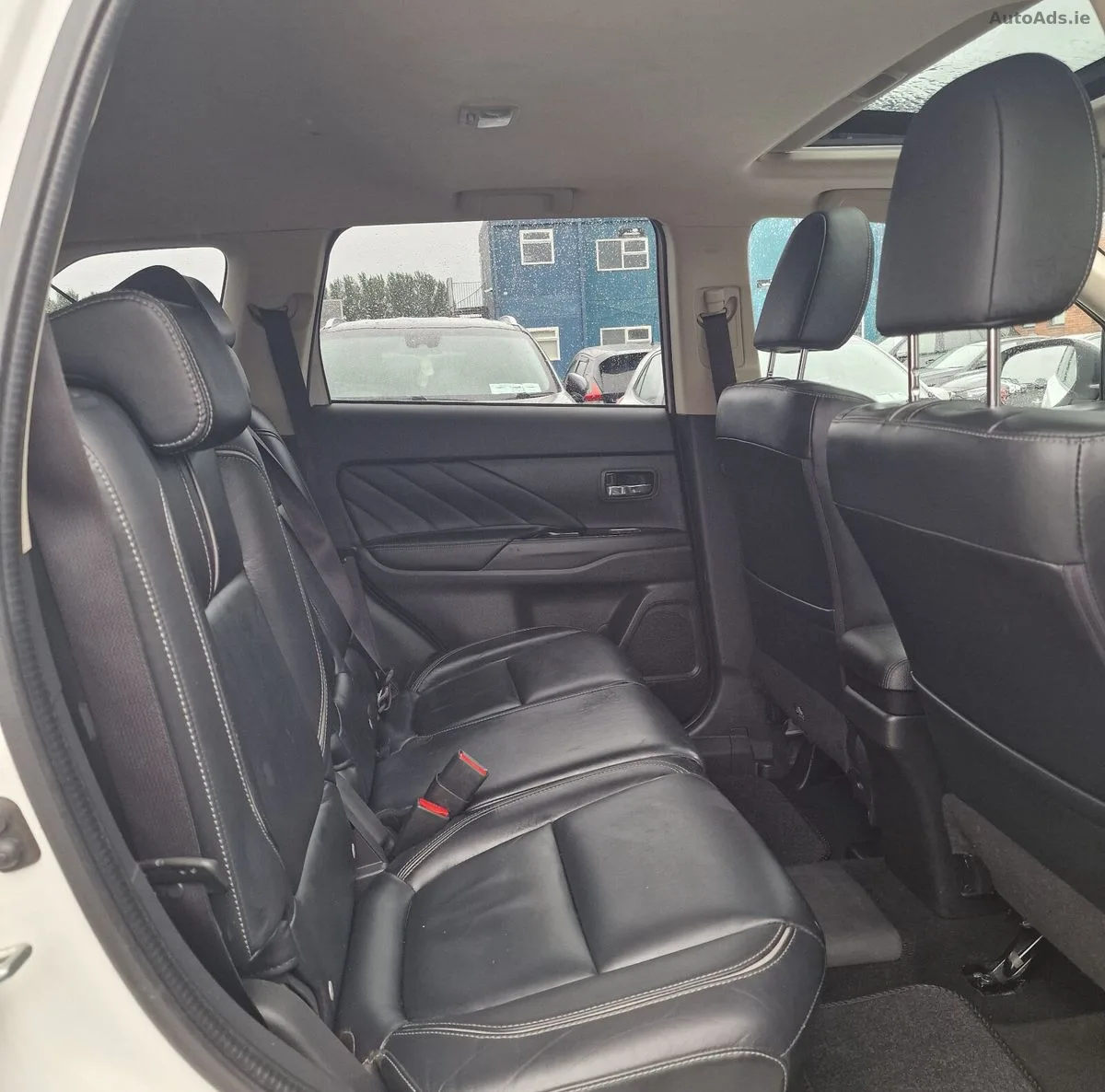 2016 Mitsubishi Outlander – photo 11