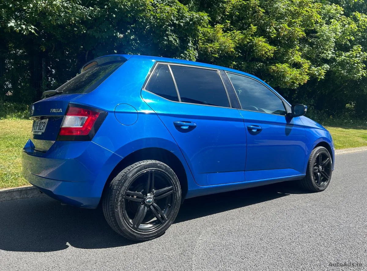 2016 Skoda Fabia – photo 2