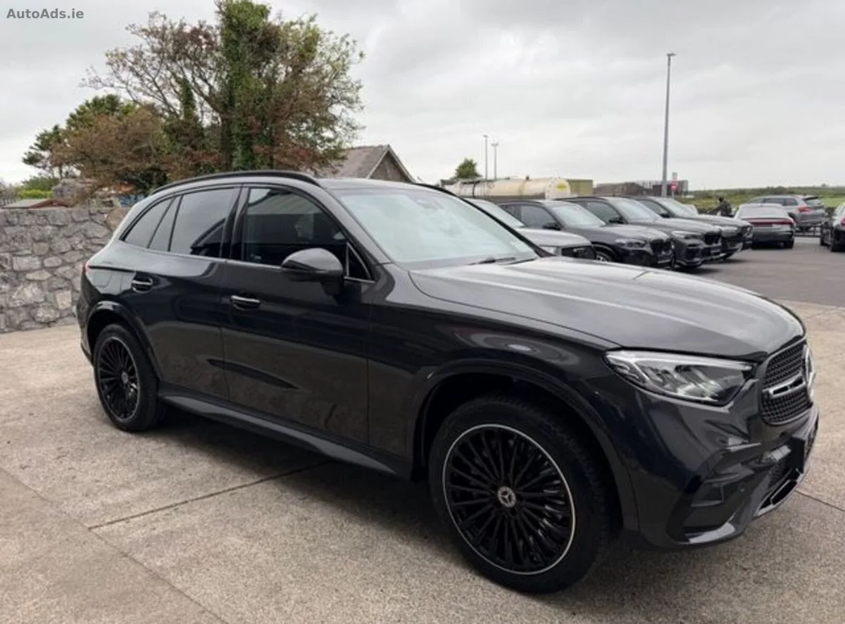 2026 Mercedes-Benz GLC – photo 5