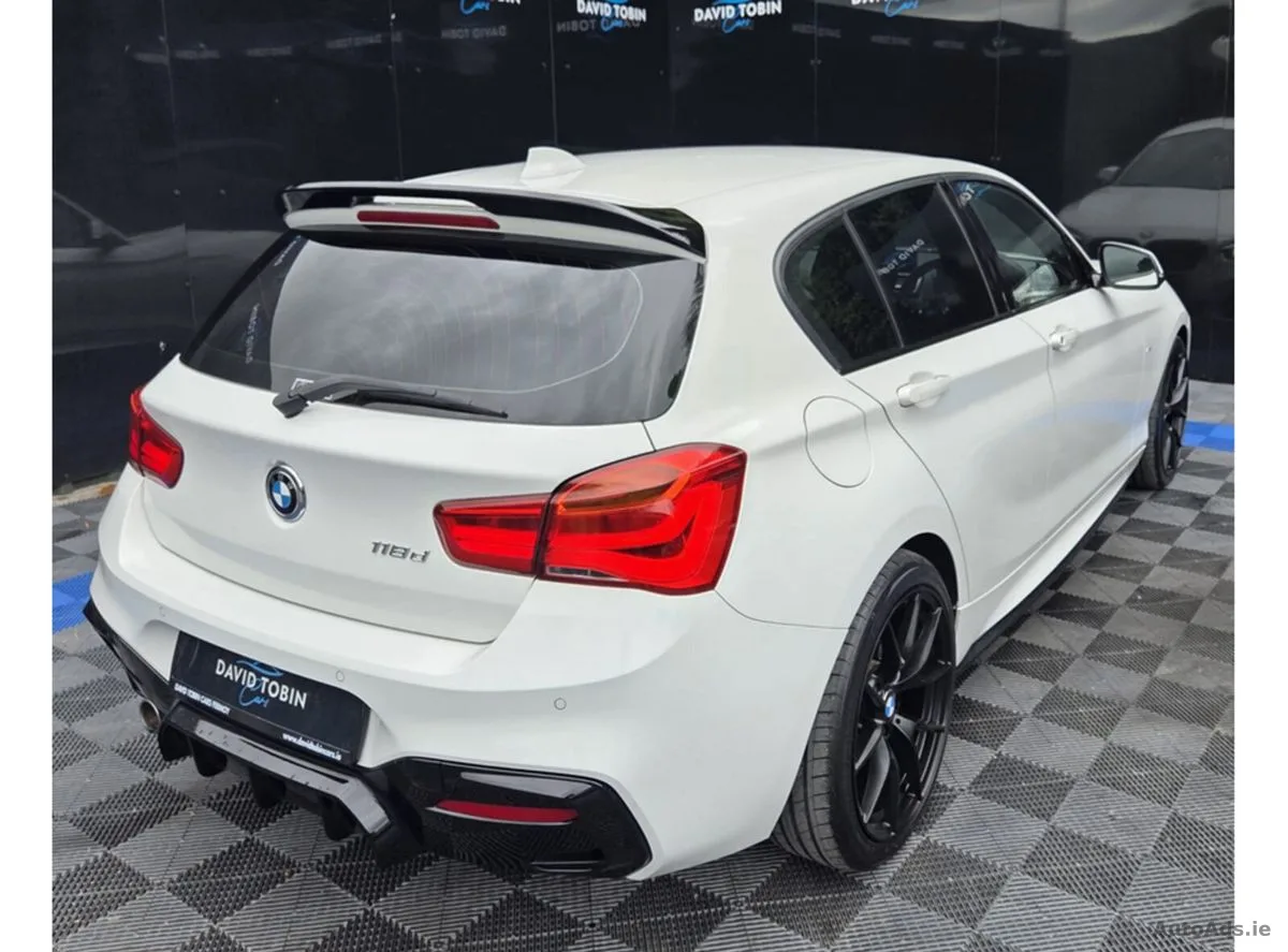 2016 BMW 1-Series – photo 14