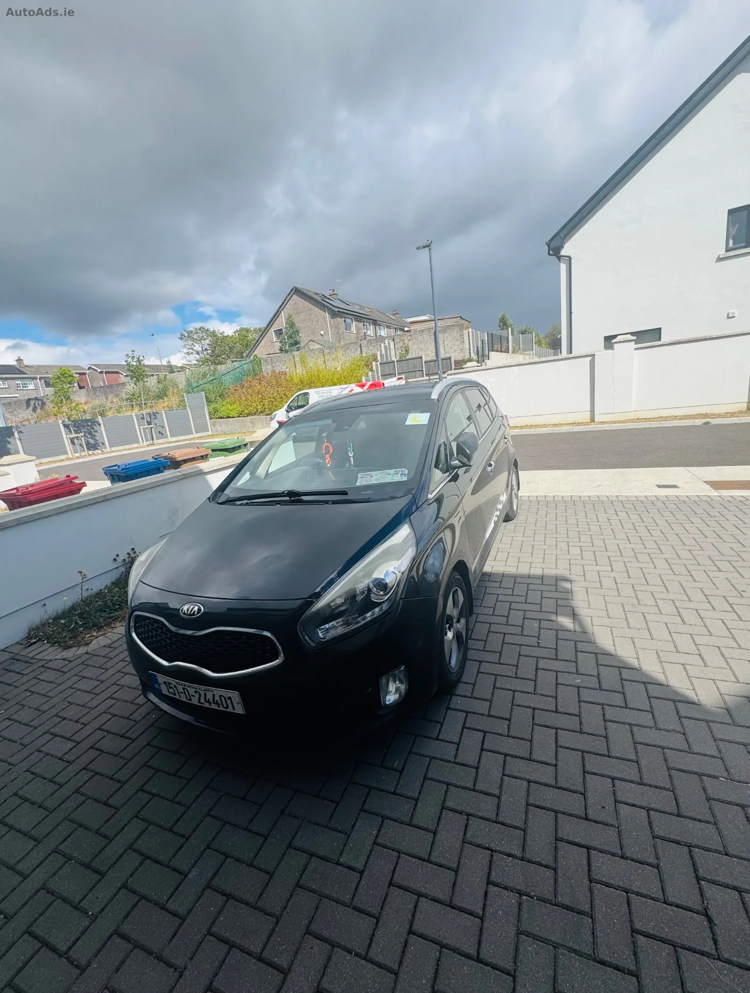 2015 Kia Carens