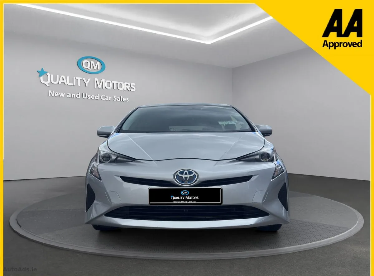 2017 Toyota Prius – photo 2