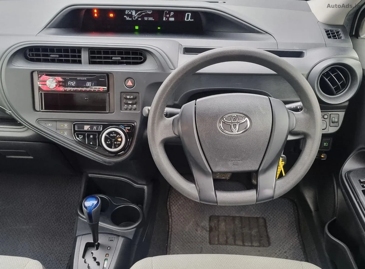 2020 Toyota Aqua – photo 19