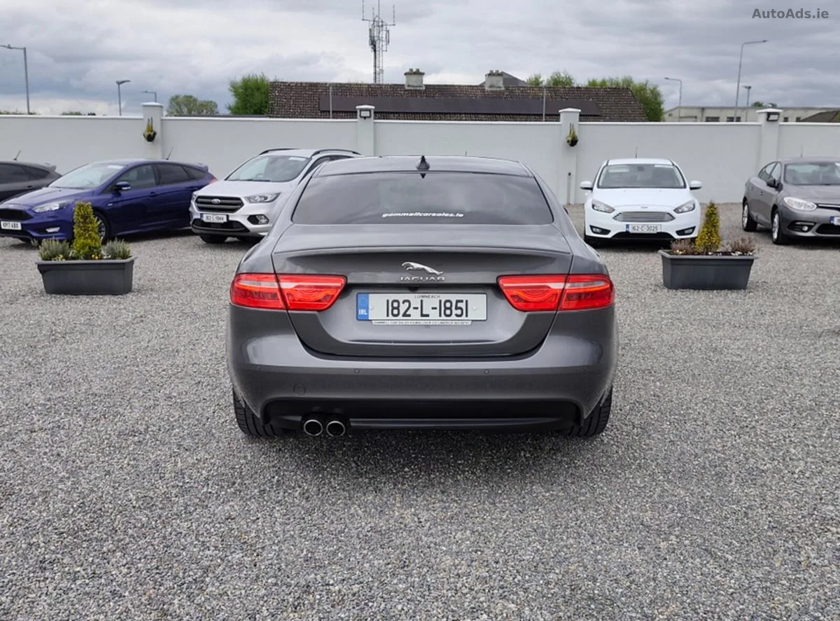 2018 Jaguar XE – photo 3
