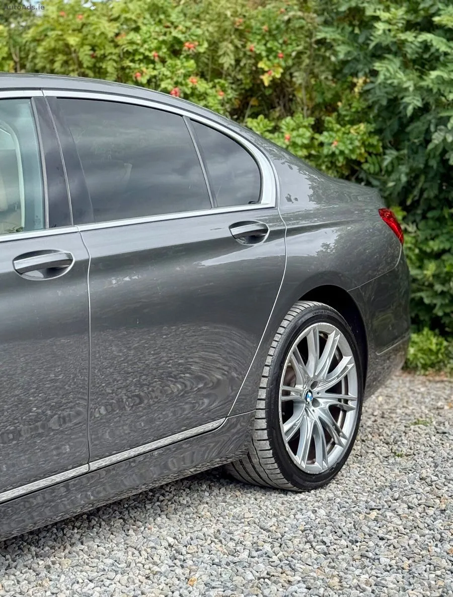 2018 BMW 7-Series – photo 10
