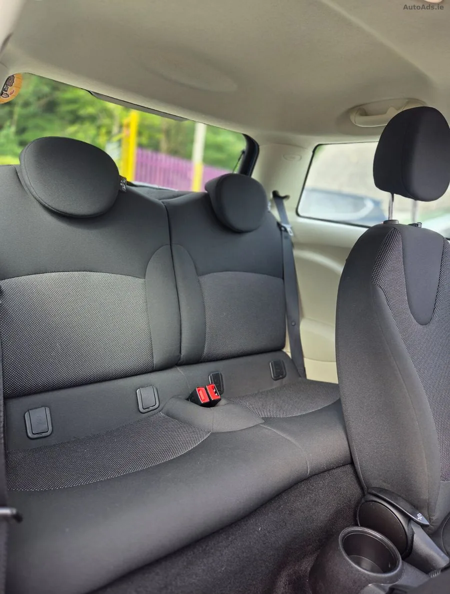 2014 Mini One – photo 16