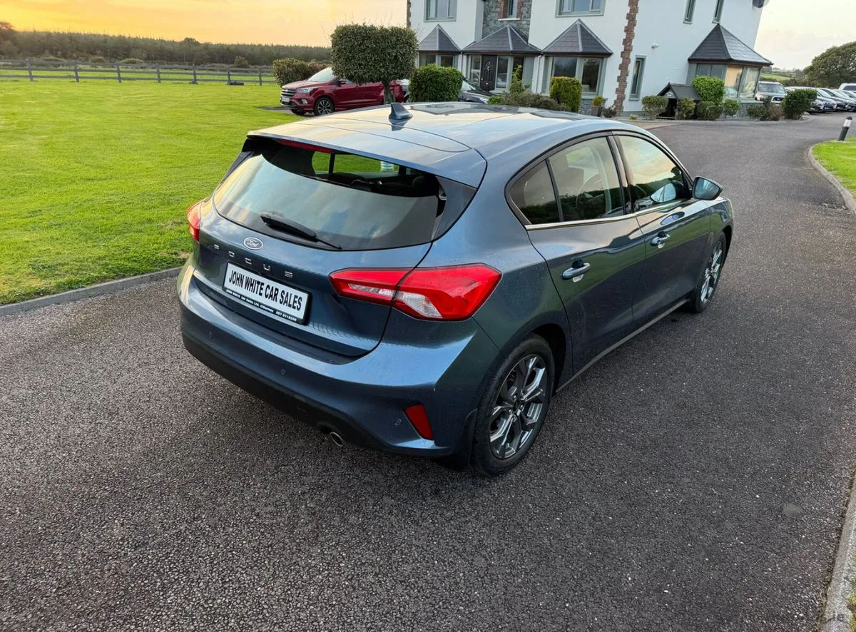 2020 Ford Focus – photo 4