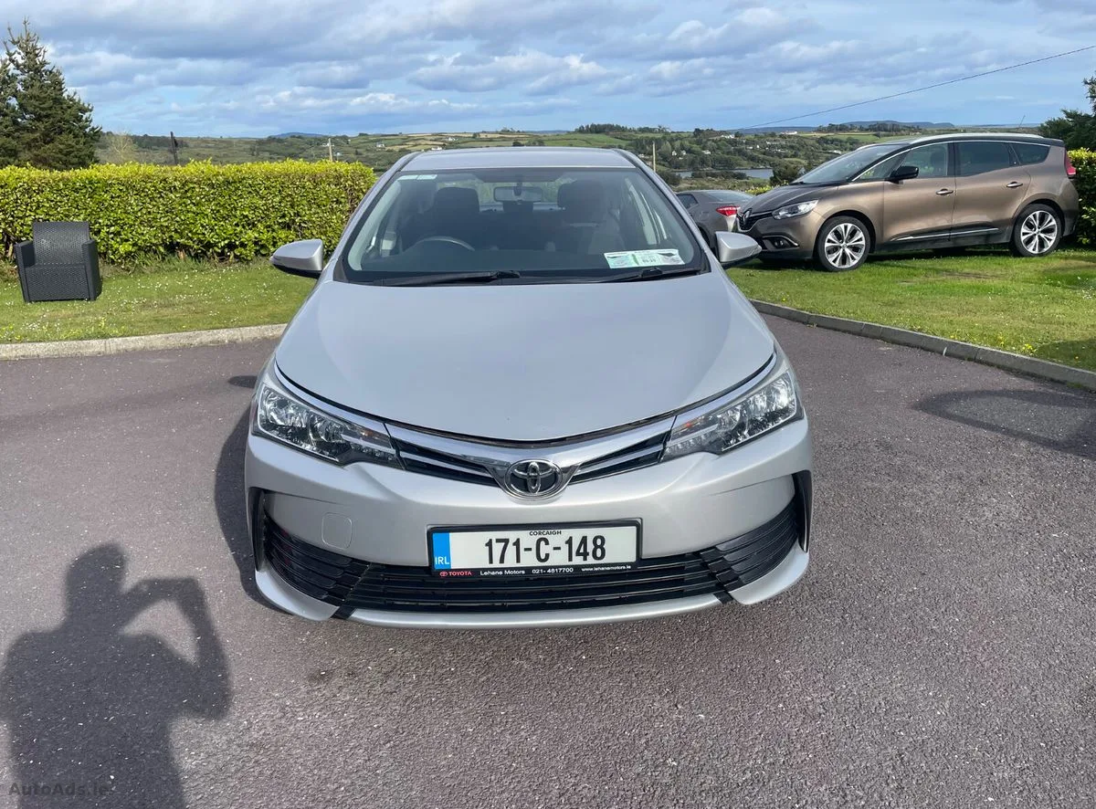 2017 Toyota Corolla – photo 2