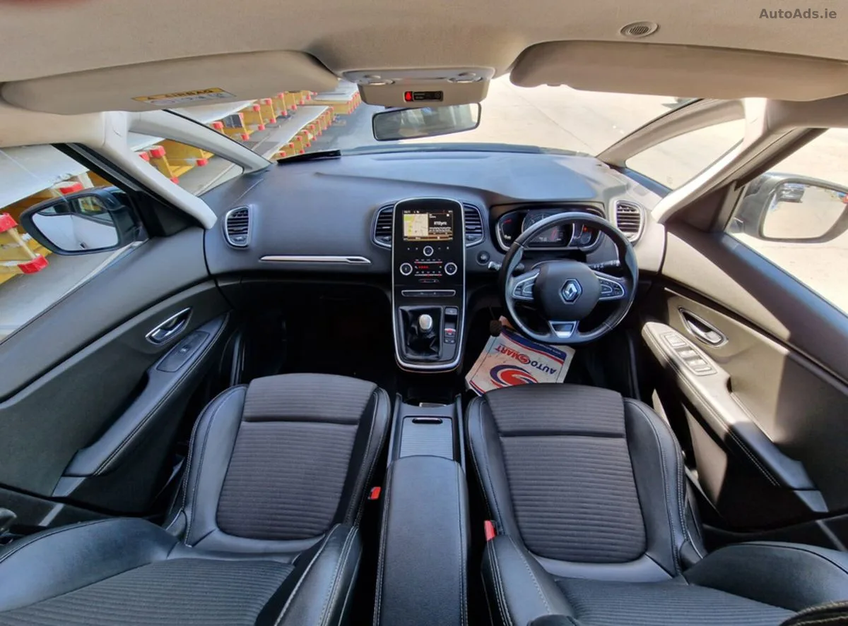 2017 Renault Grand Scenic – photo 11