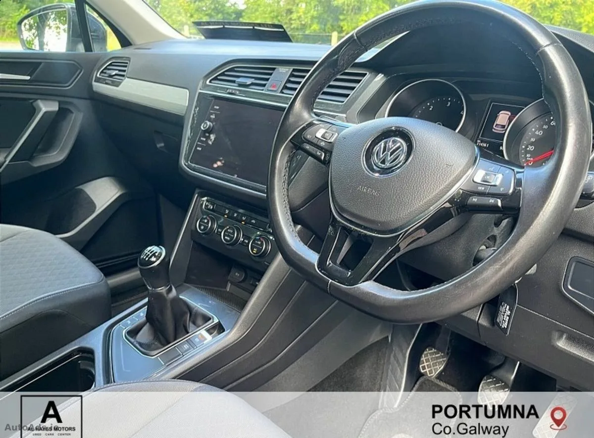 2019 Volkswagen Tiguan – photo 2