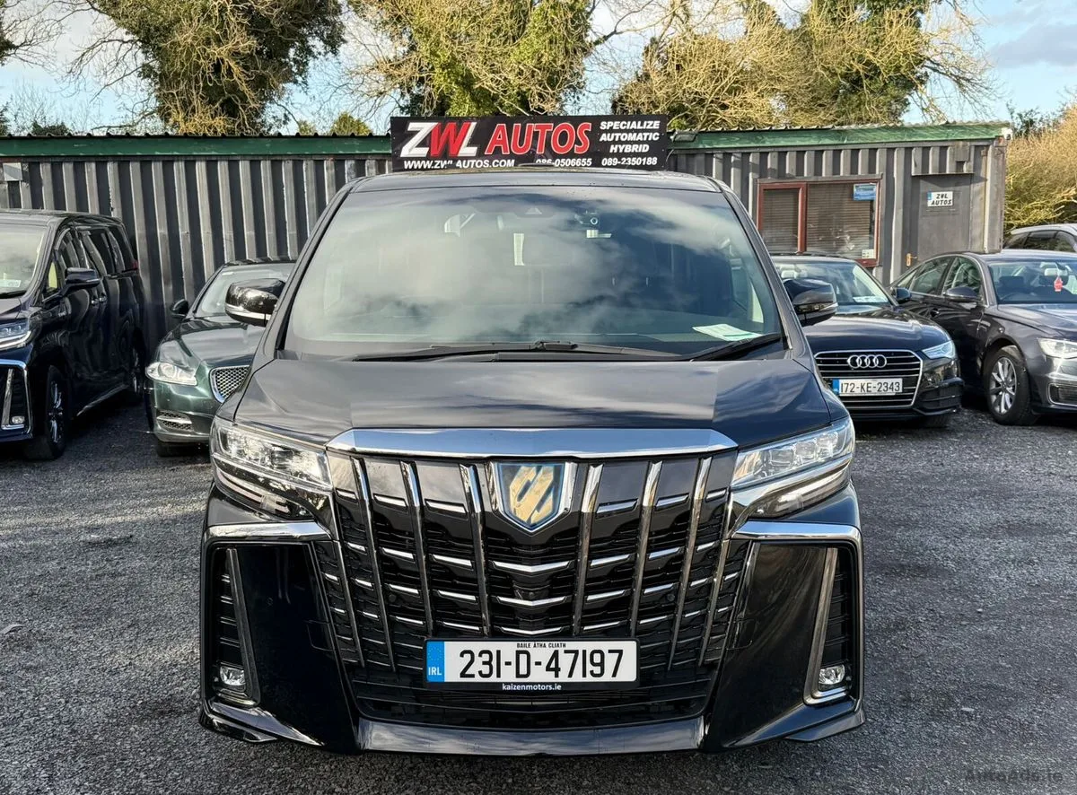 2023 Toyota Alphard