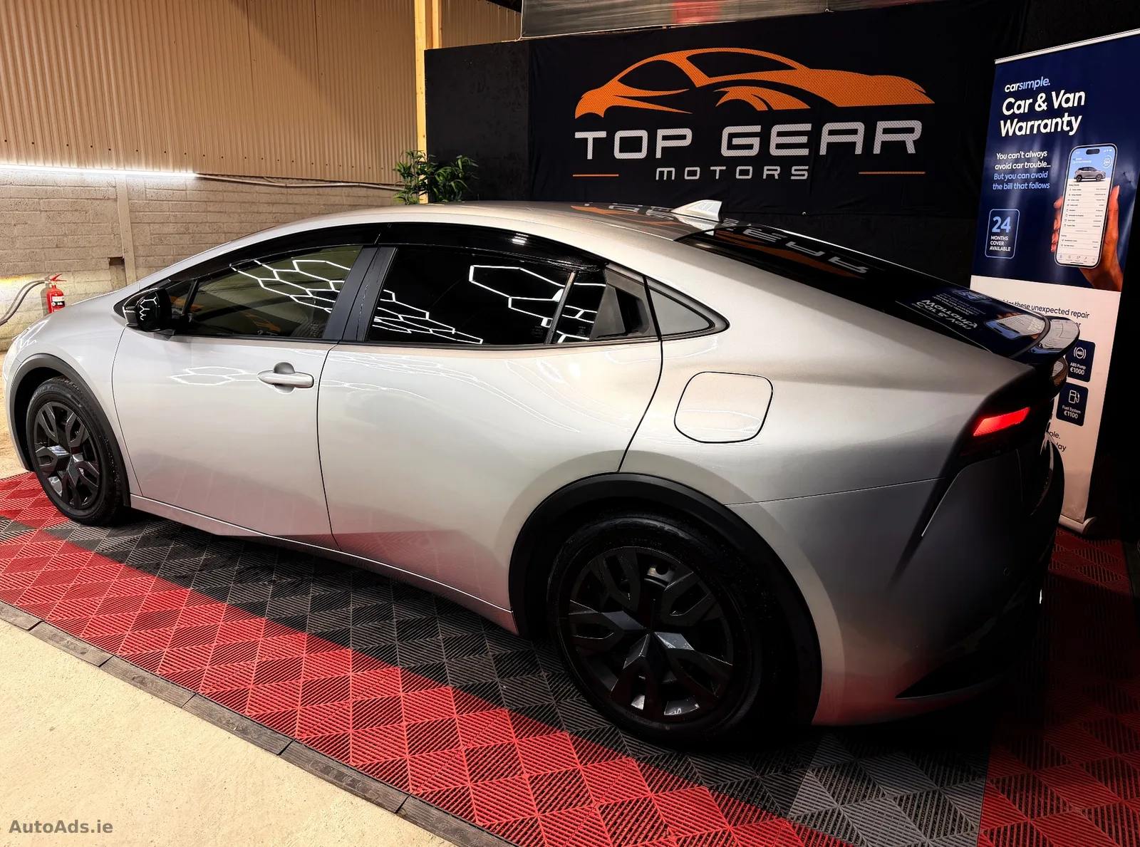 2023 Toyota Prius – photo 5