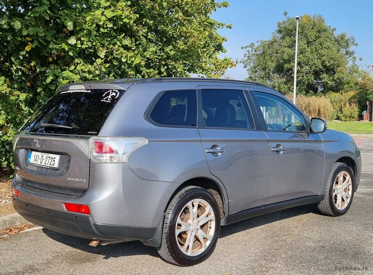 2014 Mitsubishi Outlander – photo 5