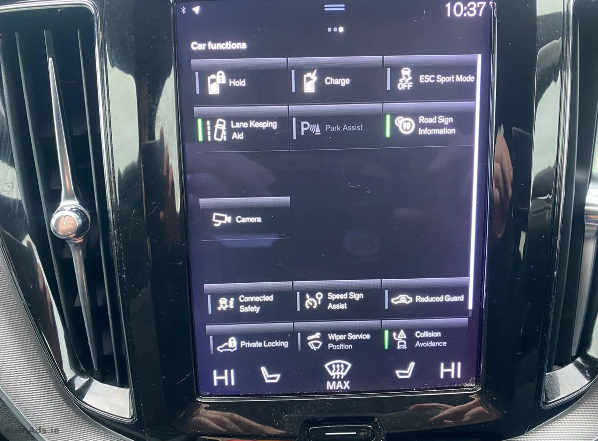 2021 Volvo XC60 – photo 16