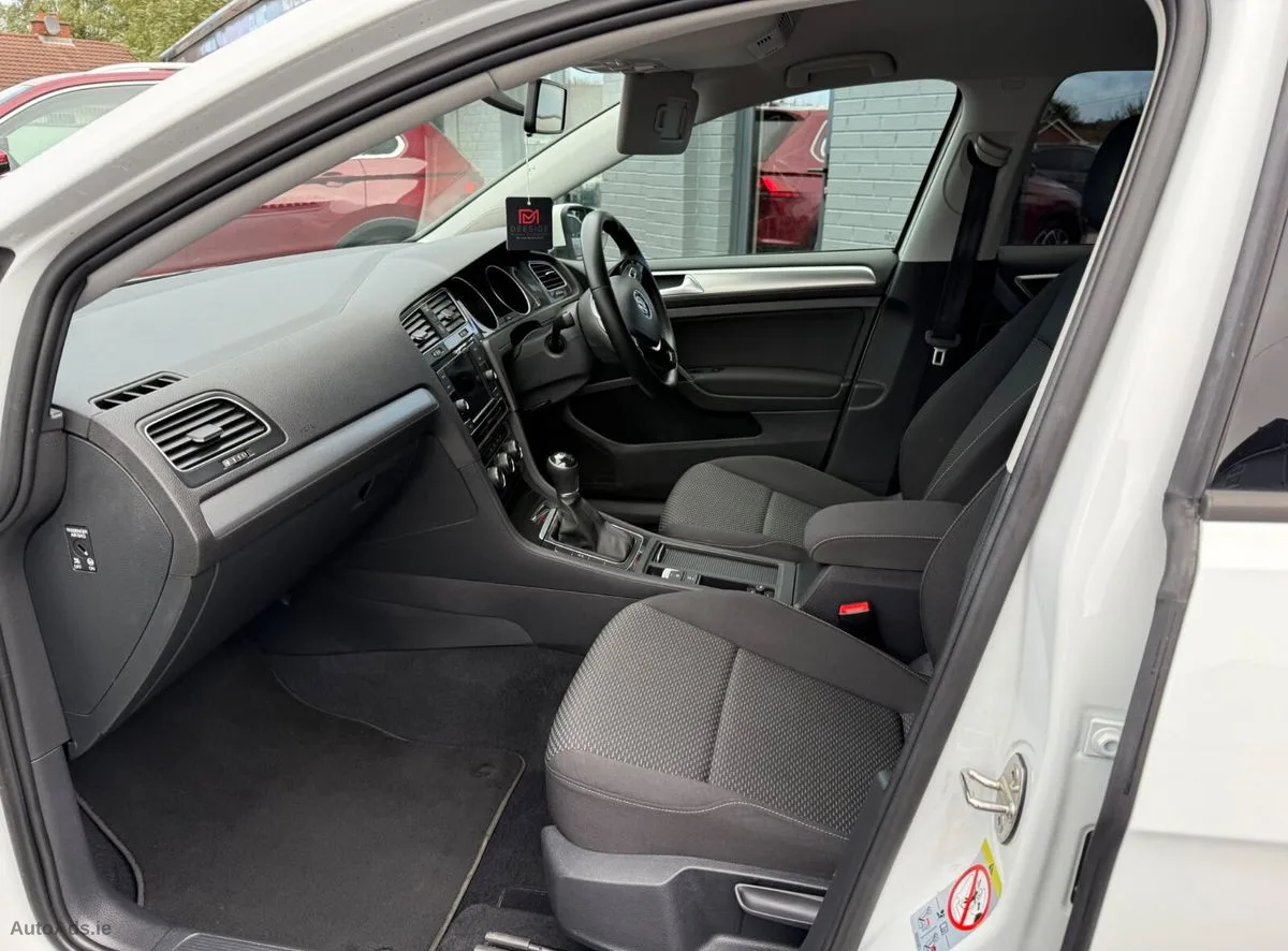 2021 Volkswagen Golf – photo 19