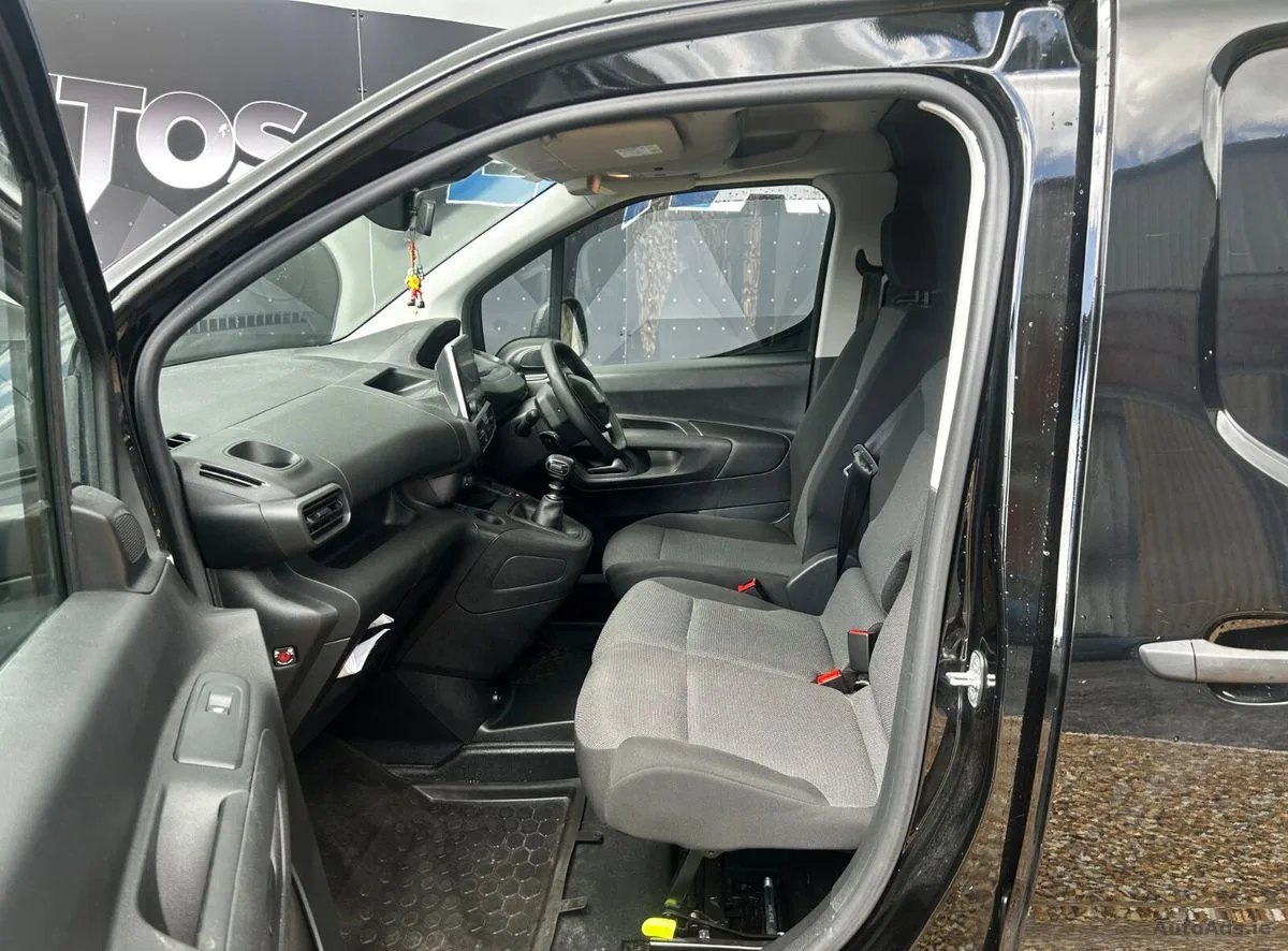 2024 Peugeot Partner – photo 13
