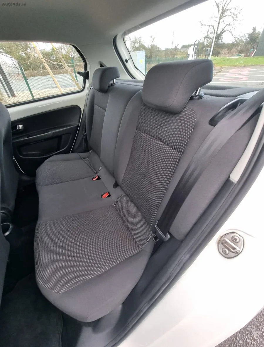 2013 Volkswagen up! – photo 14