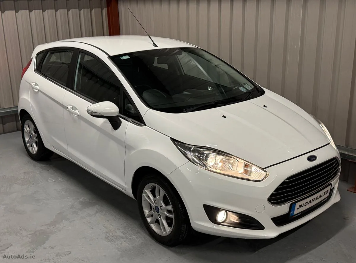 2015 Ford Fiesta – photo 11