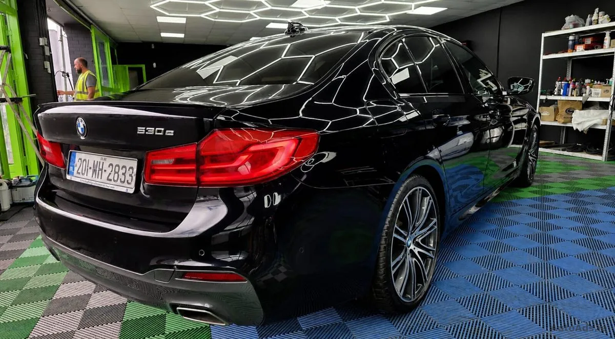 2020 BMW 5-Series – photo 8