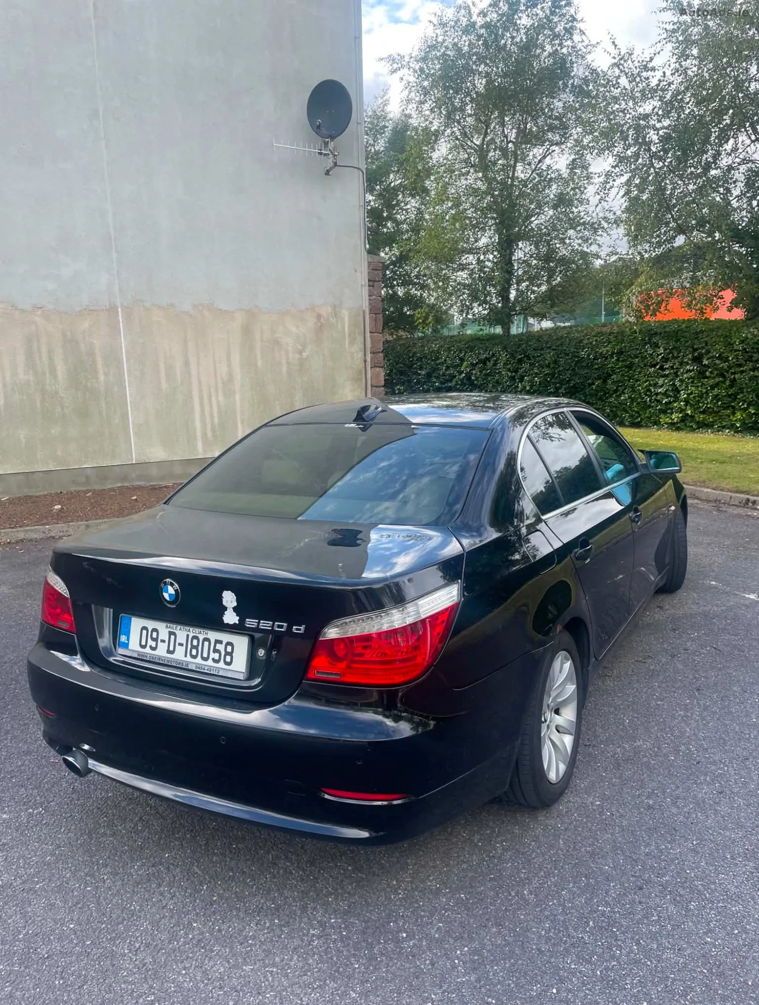 2009 BMW 5 Series – photo 1