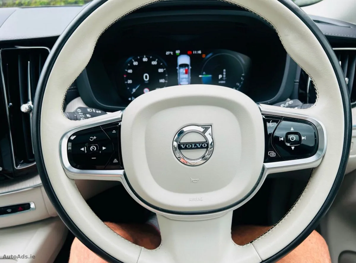 2021 Volvo XC60 – photo 14
