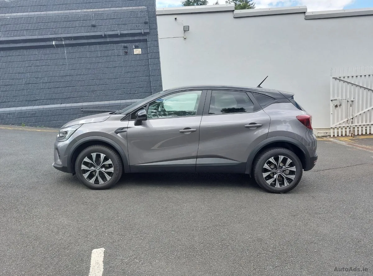 2023 Renault Captur – photo 4