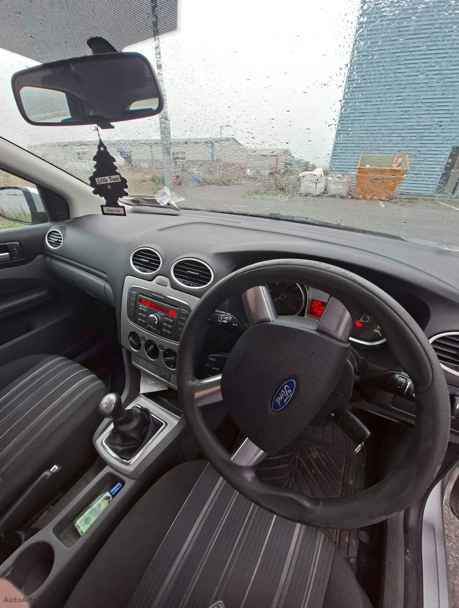 2011 Ford Focus – photo 4