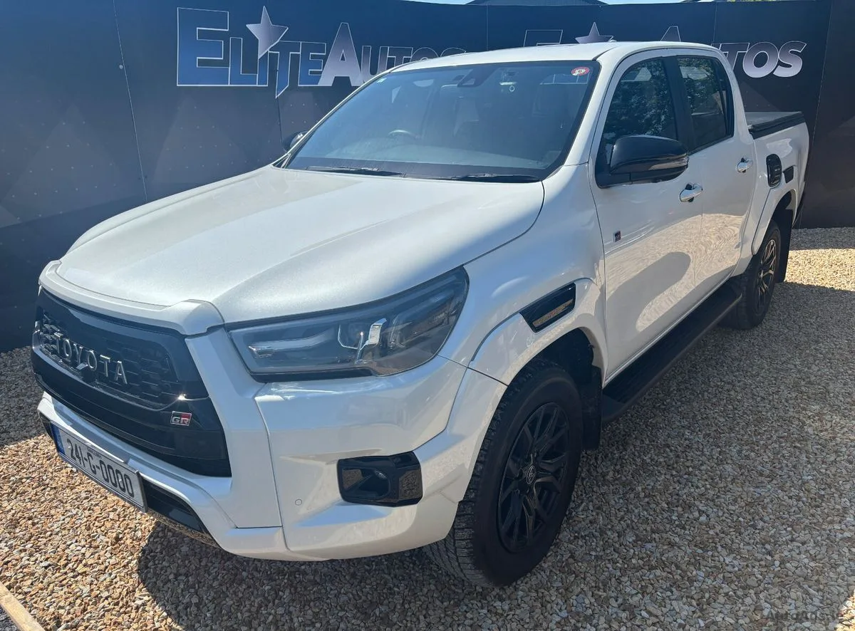 2024 Toyota Hilux