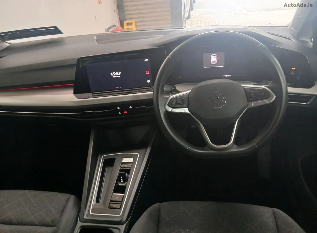 2023 Volkswagen Golf – photo 10