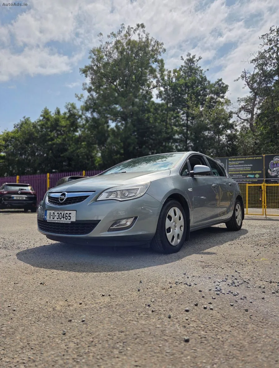 2011 Opel Astra – photo 8