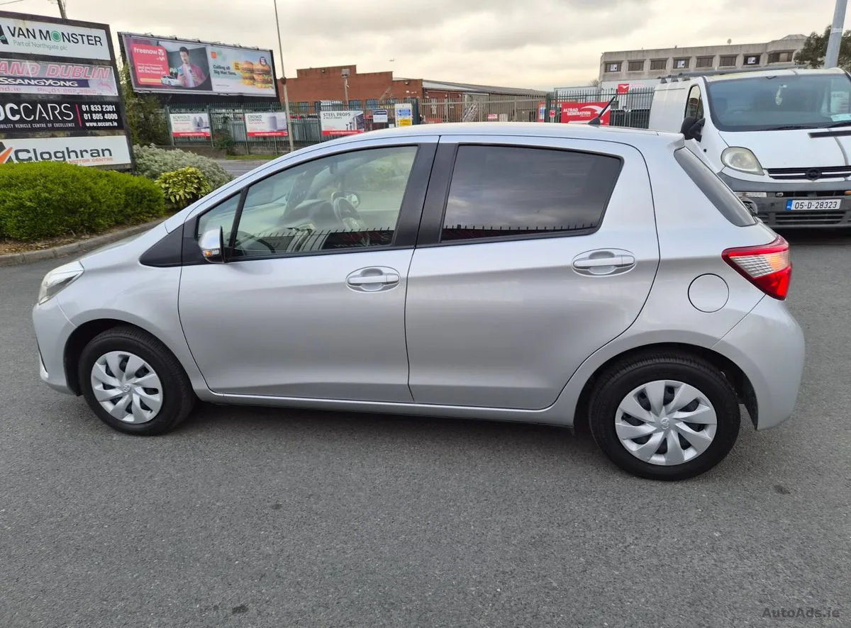 2019 Toyota Vitz – photo 6