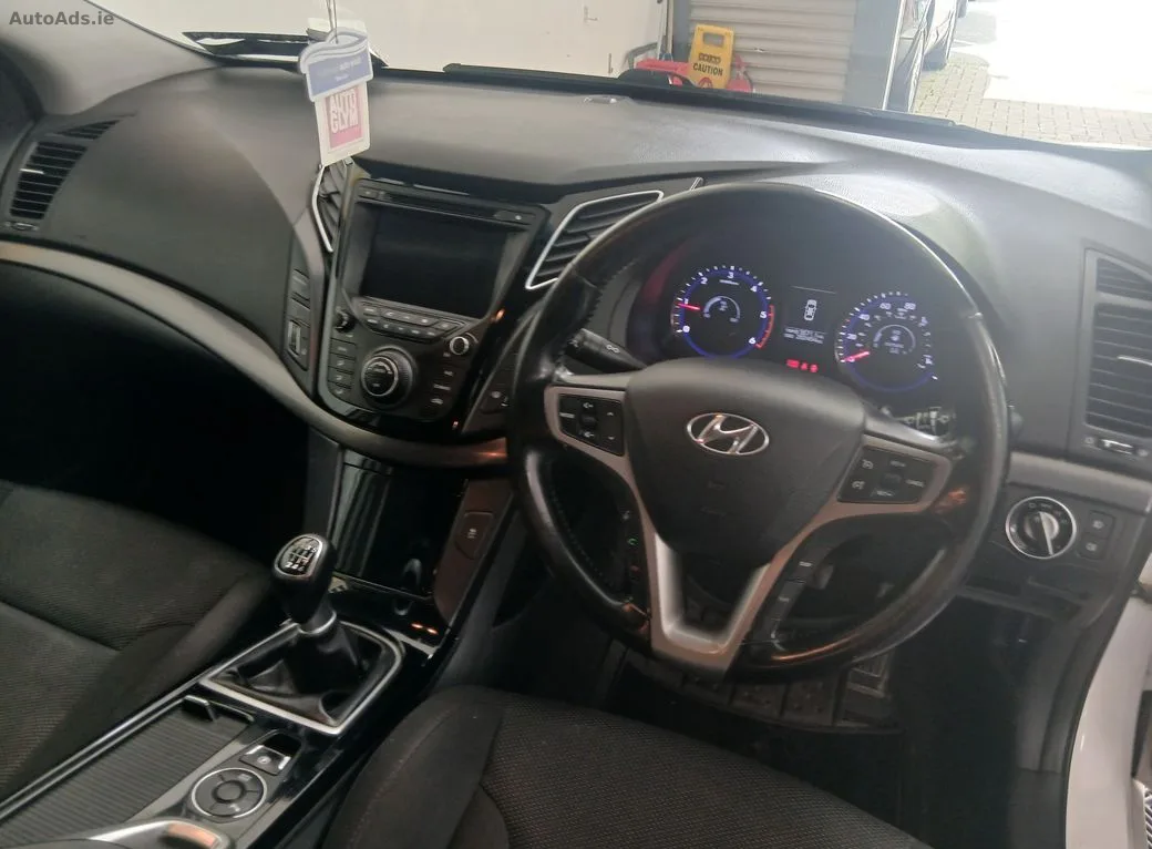 2011 Hyundai i40 – photo 9