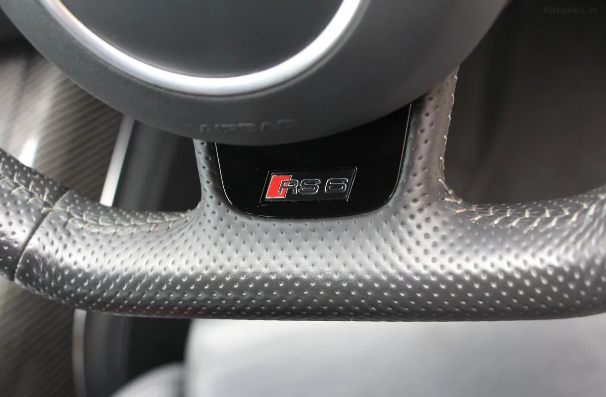 2016 Audi RS6 – photo 16