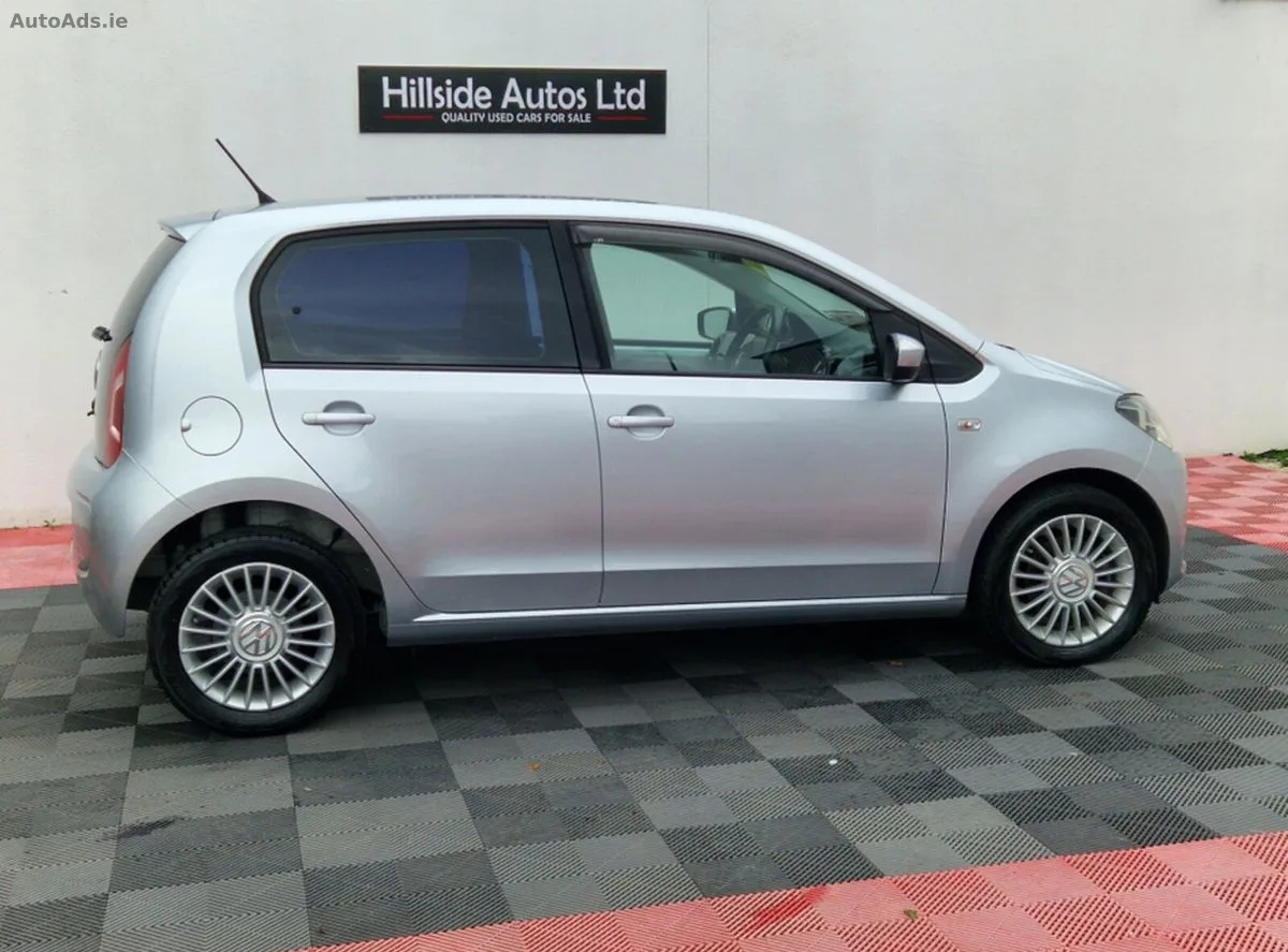 2014 Volkswagen up! – photo 12